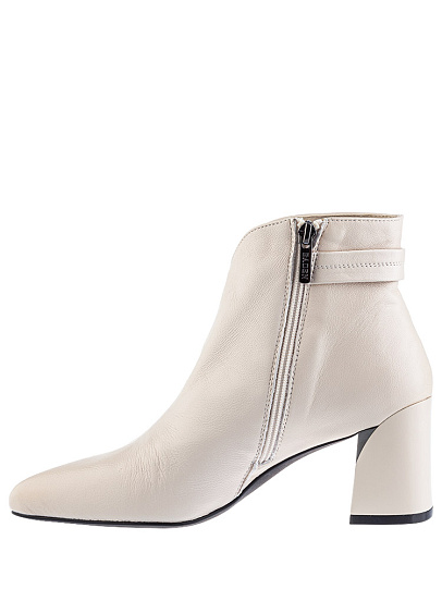 C1057-011 Ботинки